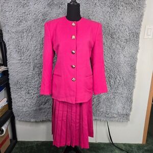 Morgan Miller Skirt Suit Women Size 6 Fuchsia Pink 100% Wool Pleated Vintage 90s